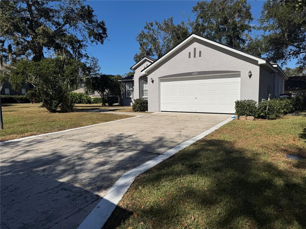1753 BROOKSTONE WAY PLANT CITY, FL 33566