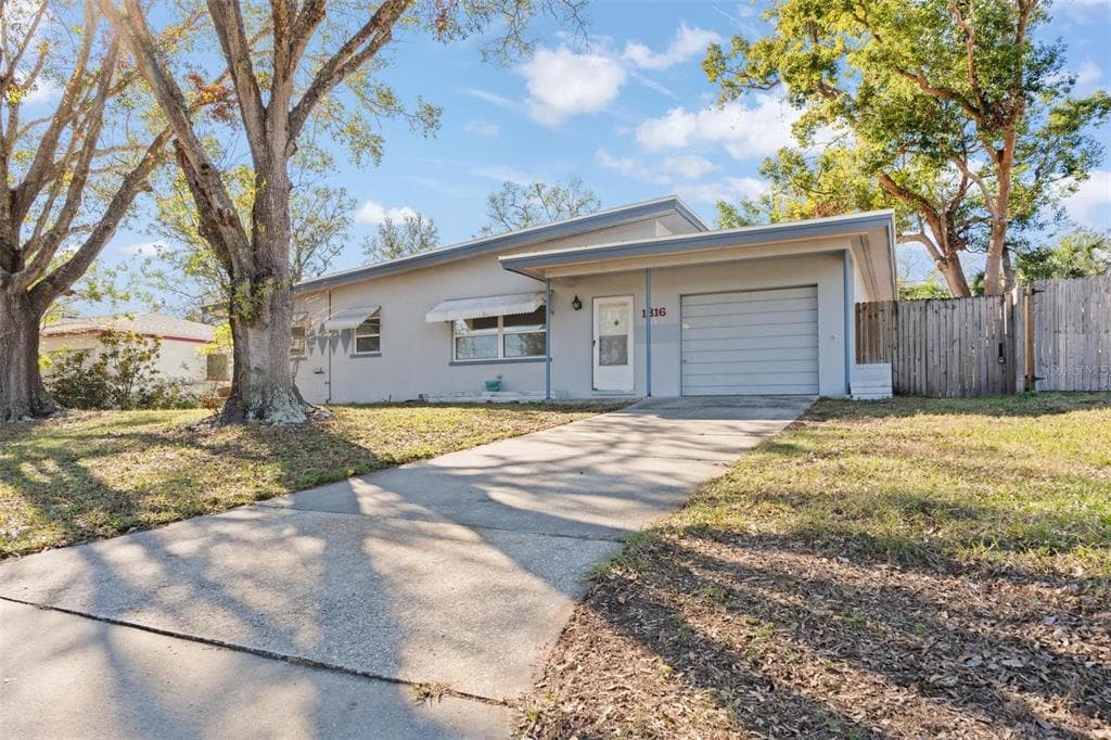 1316 S EVERGREEN AVENUE CLEARWATER, FL 33756