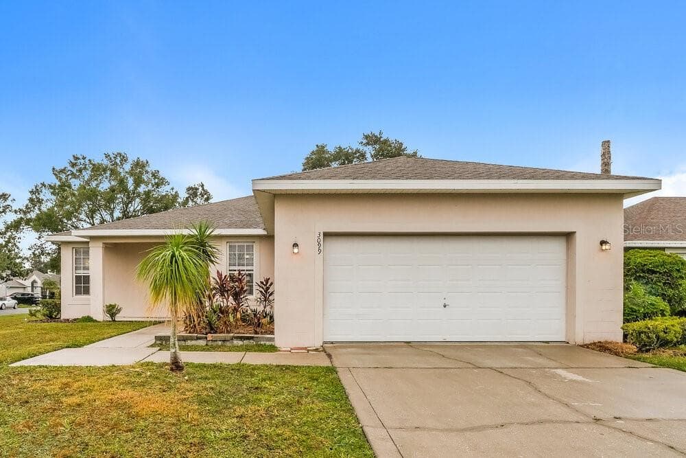 3099 SIRE TRAIL LAKELAND, FL 33811