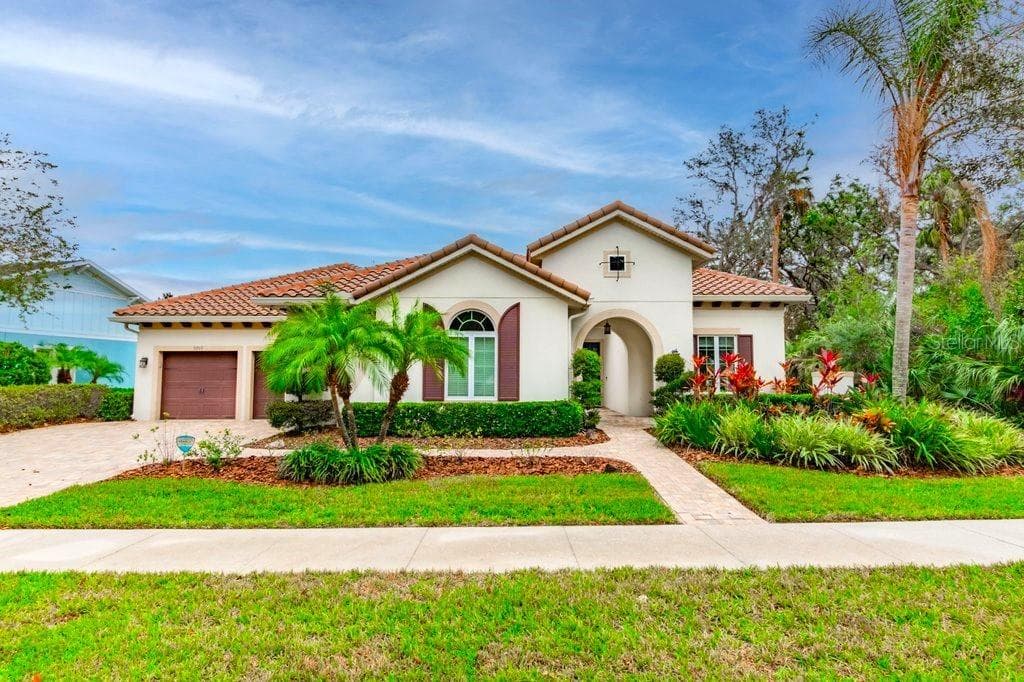 5212 CANDLER VIEW DRIVE LITHIA, FL 33547