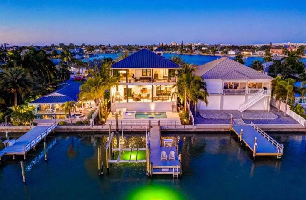 459 20TH AVENUE INDIAN ROCKS BEACH, FL 33785
