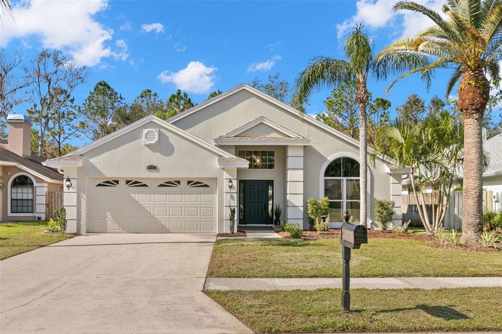 860 CRESTRIDGE CIRCLE TARPON SPRINGS, FL 34688