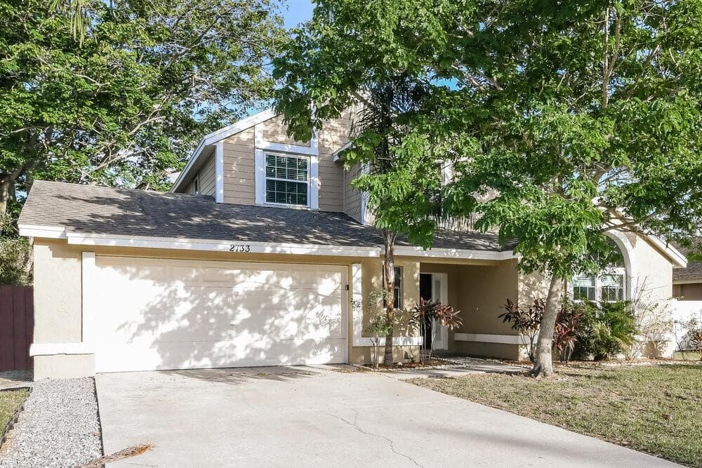 2733 PEGGY DRIVE KISSIMMEE, FL 34744