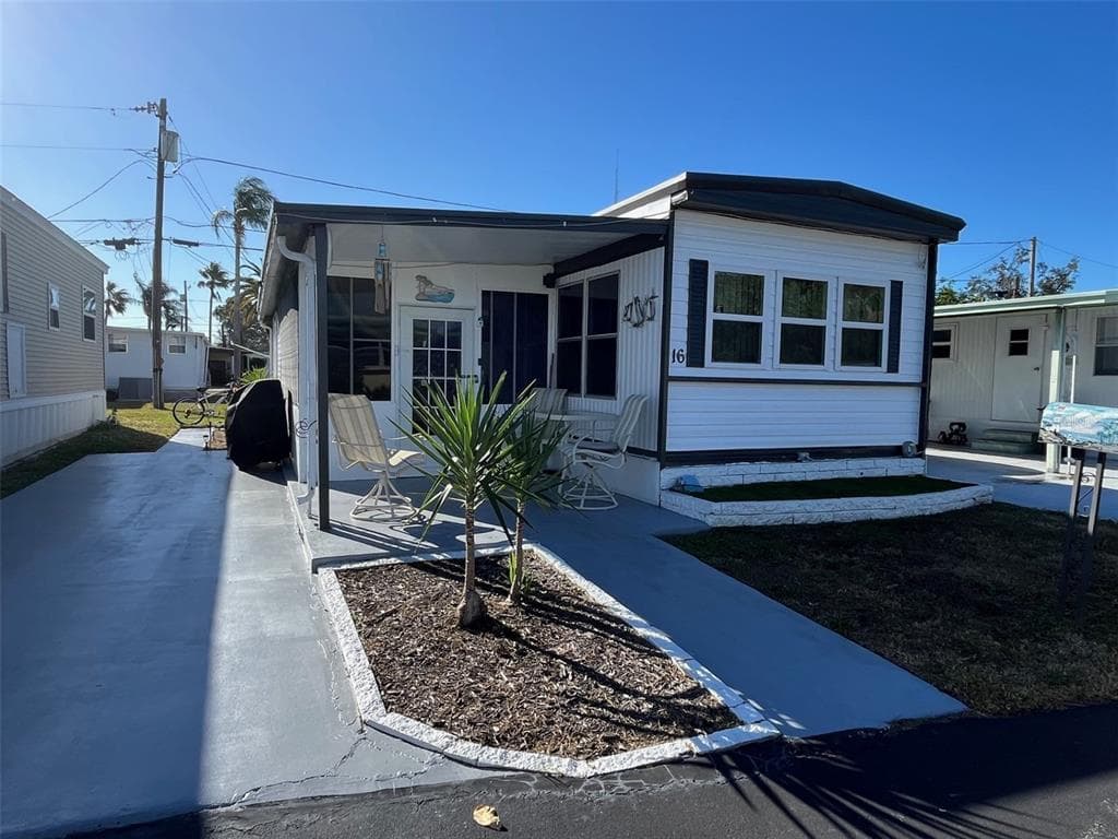 27466 US HIGHWAY 19 N UNIT 16 CLEARWATER, FL 33761