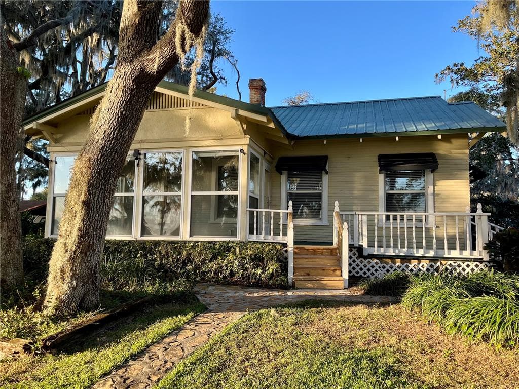 12602 PALM LAKE VIEW THONOTOSASSA, FL 33592