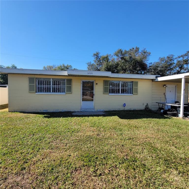 3229 WELBORN WAY TAMPA, FL 33619