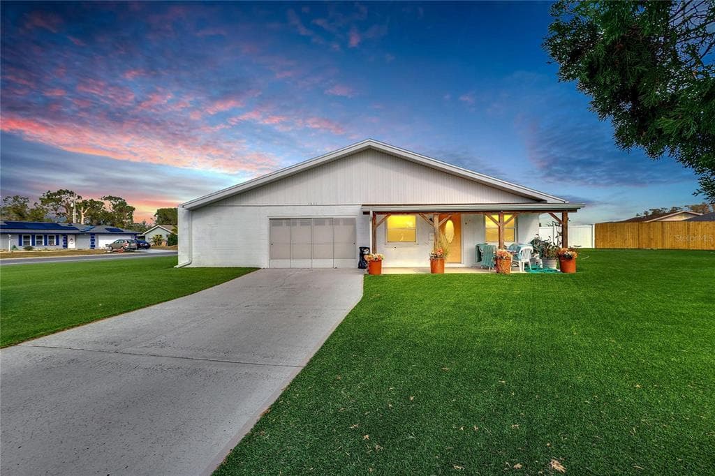 1601 W DEL WEBB BOULEVARD SUN CITY CENTER, FL 33573