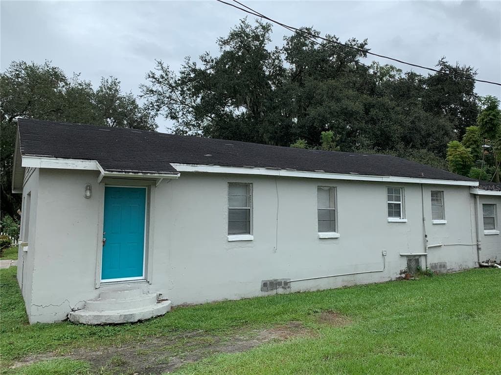 1111 W MADISON STREET PLANT CITY, FL 33563