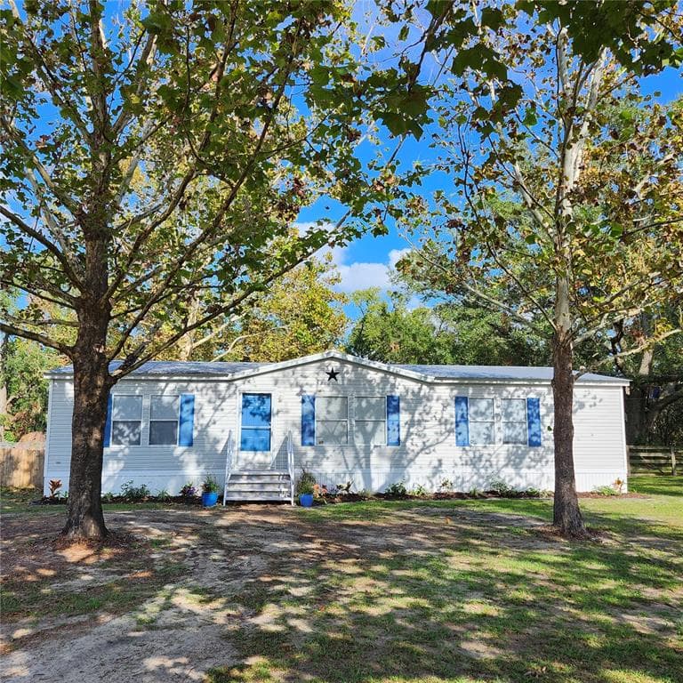 4427 DOVE MEADOW LANE LAKELAND, FL 33810