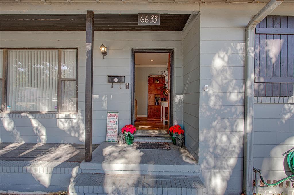 6633 S ECTOR PLACE JACKSONVILLE, FL 32211