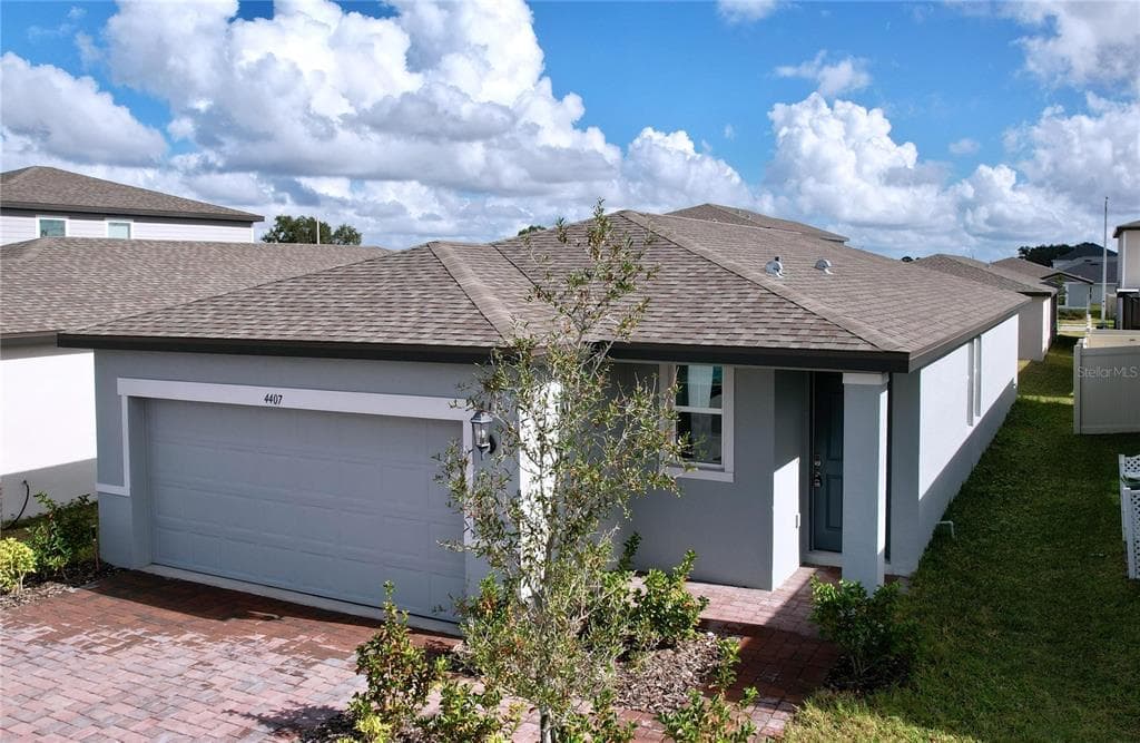 4407 RAPALLO AVE WINTER HAVEN, FL 33884