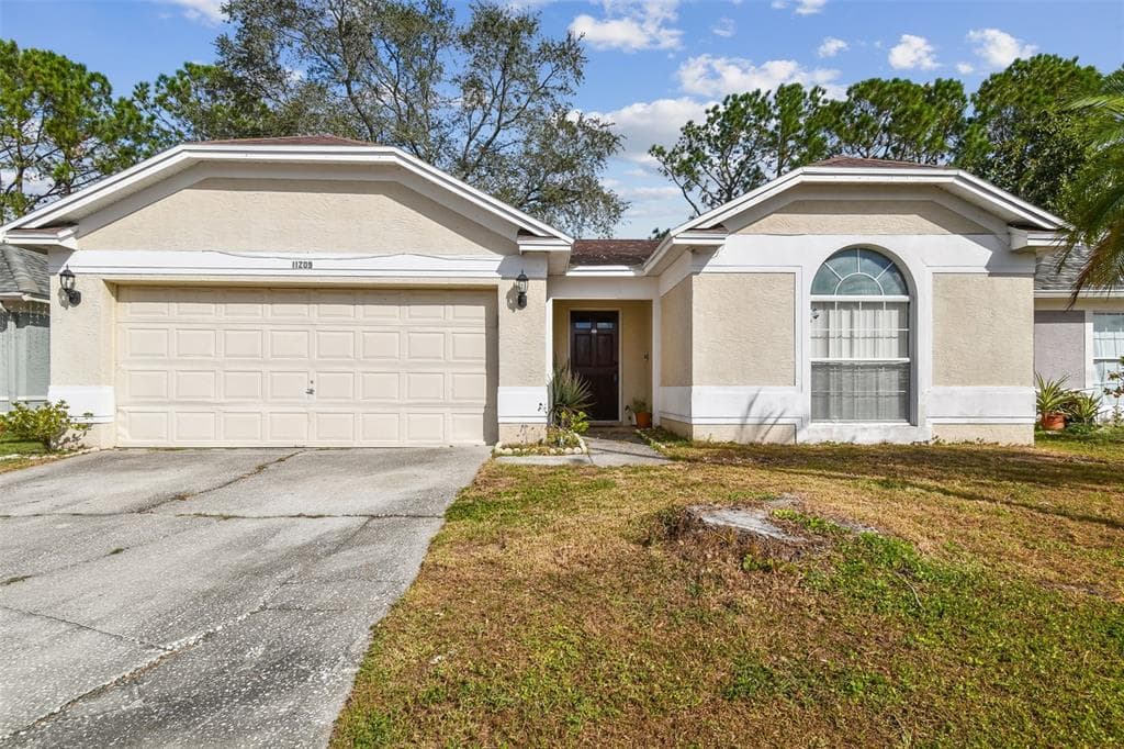 11209 THICKET COURT TAMPA, FL 33624