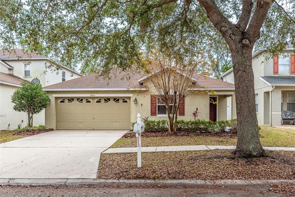 10615 DAWNS LIGHT DRIVE RIVERVIEW, FL 33578
