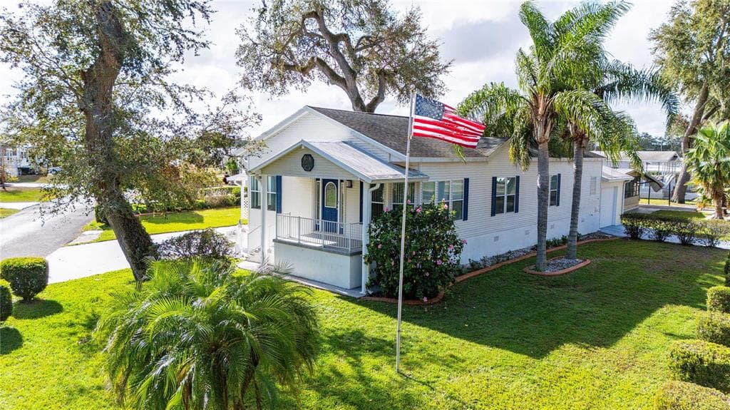 37226 LAKEWOOD DRIVE ZEPHYRHILLS, FL 33542