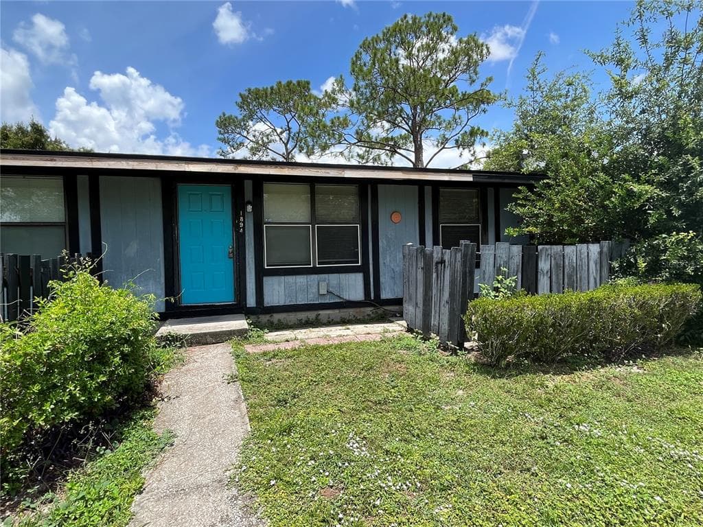 1894 LAKE MARIAM DRIVE WINTER HAVEN, FL 33884