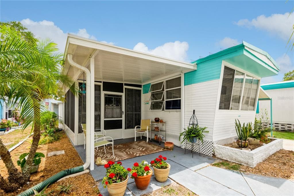 16940 US HIGHWAY 19 N UNIT 421 CLEARWATER, FL 33764