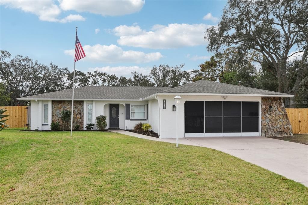 6168 APPLEGATE DRIVE SPRING HILL, FL 34606