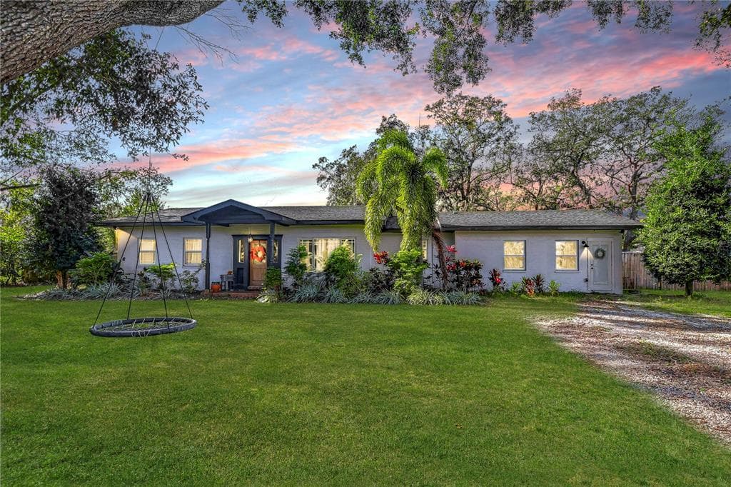 12910 FOREST HILLS DRIVE TAMPA, FL 33612