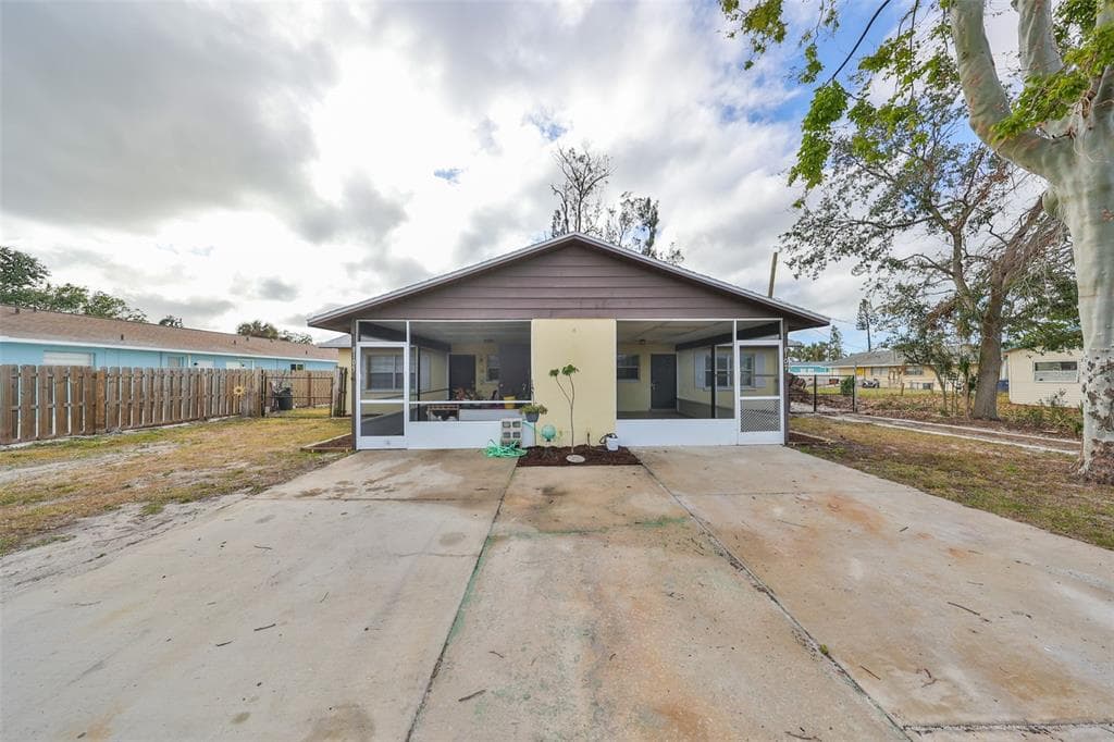 8105 43RD AVENUE W UNIT 8105 and 8107 BRADENTON, FL 34209