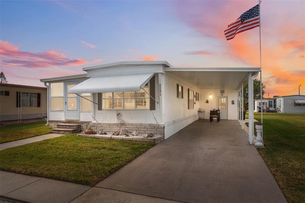 3241 CHANNING DRIVE HOLIDAY, FL 34690