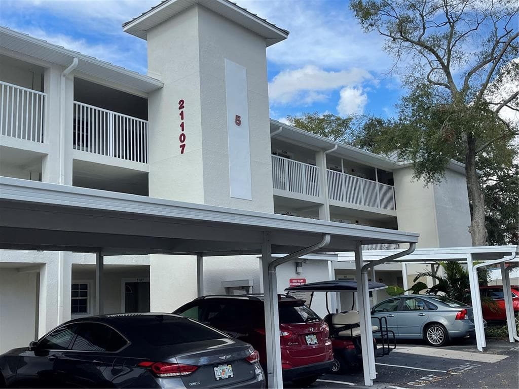 21107 FOUNTAIN VIEW LANE UNIT 5304 LUTZ, FL 33558