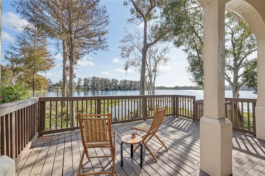 3406 HEARDS FERRY DRIVE TAMPA, FL 33618