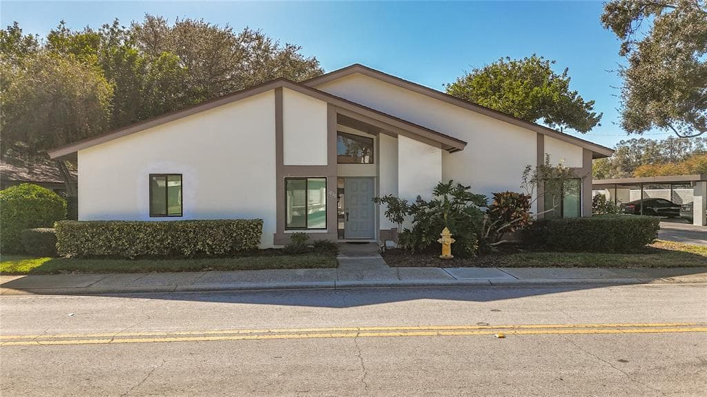 1836 CYPRESS TRACE DRIVE SAFETY HARBOR, FL 34695