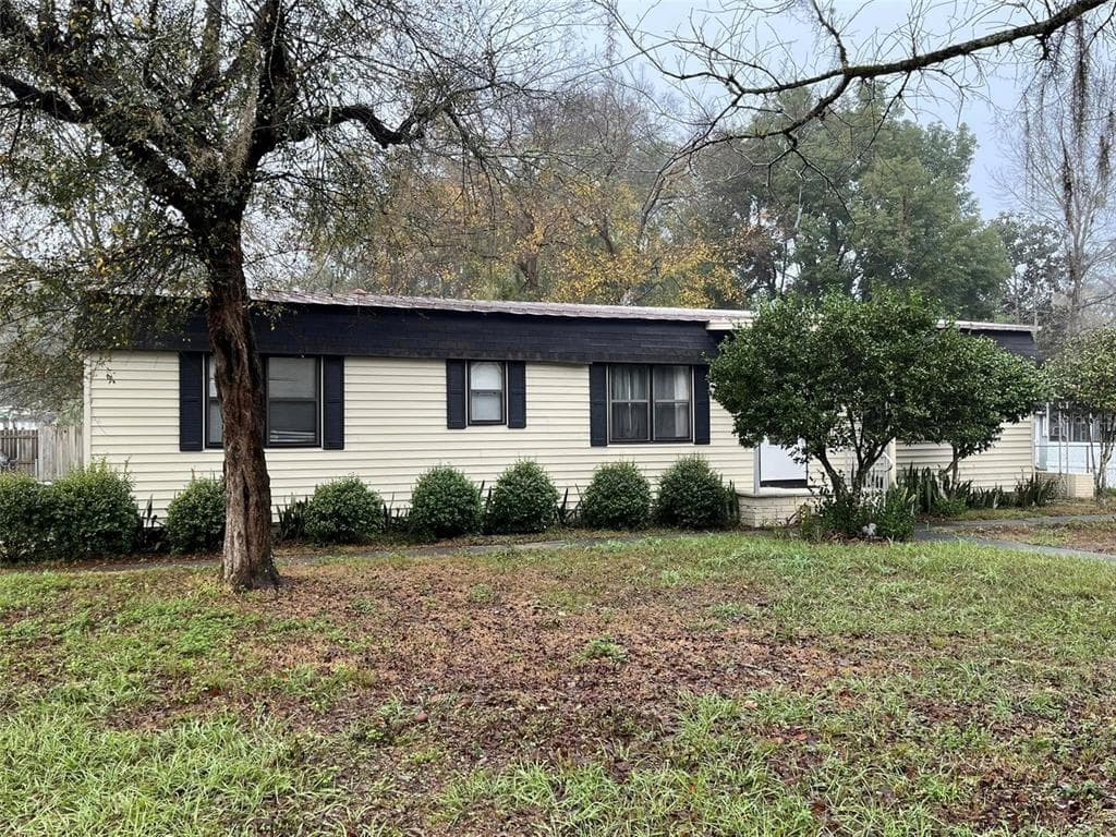 3728 NE 59TH AVENUE SILVER SPRINGS, FL 34488