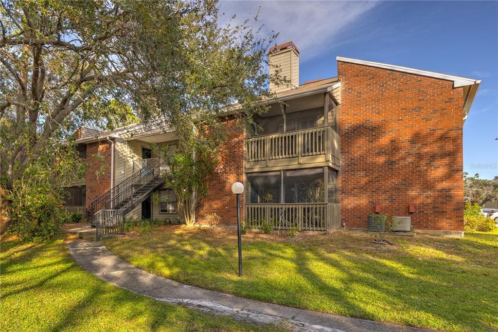 9100 DR MARTIN LUTHER KING JR STREET N UNIT 1706 ST PETERSBURG, FL 33702