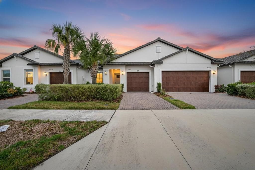 31451 MONIKER MAST LANE SAN ANTONIO, FL 33576