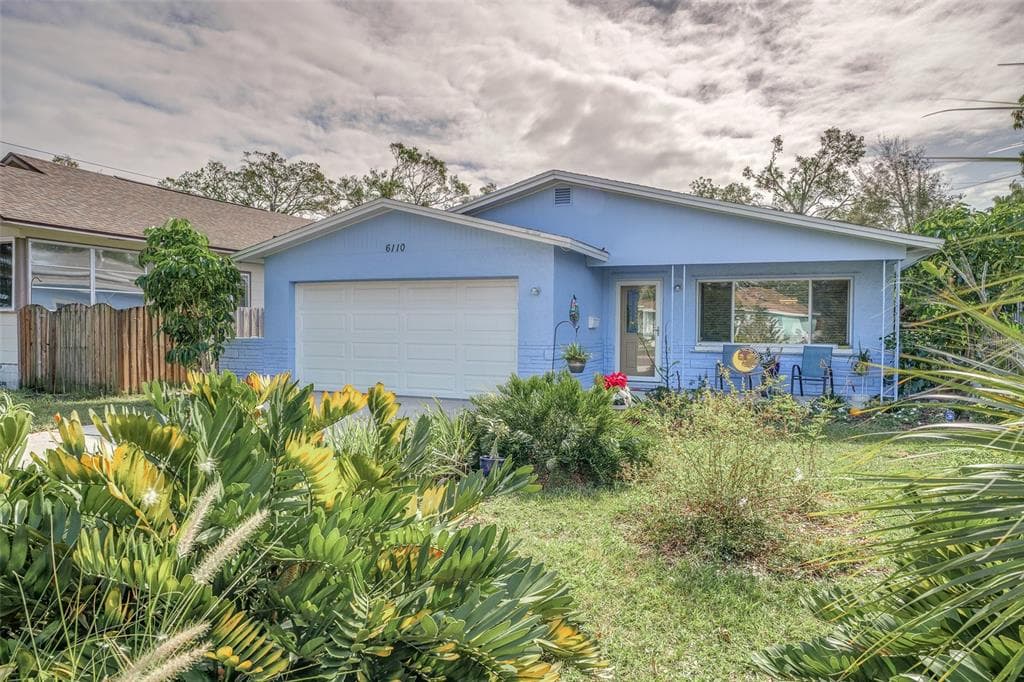 6110 2ND AVENUE S ST PETERSBURG, FL 33707