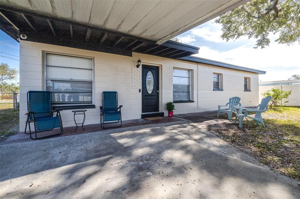 6019 N CLARK AVENUE TAMPA, FL 33614