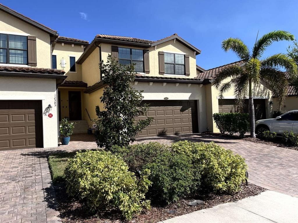 12585 GHIBERTI CIRCLE UNIT 202 VENICE, FL 34293