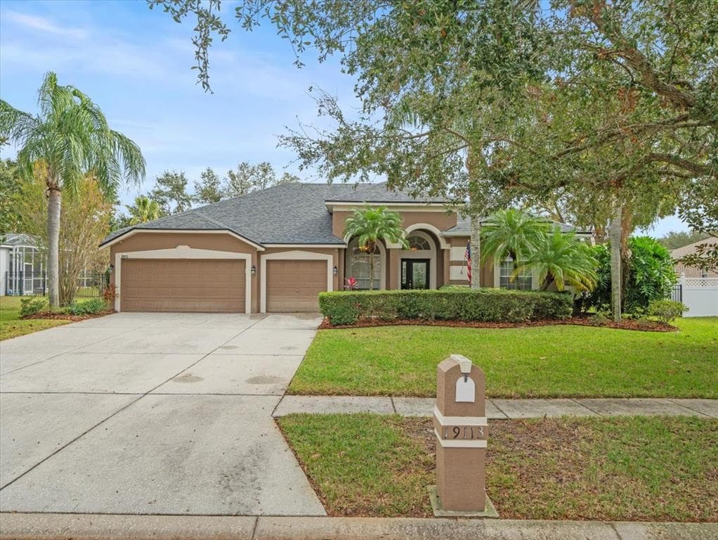 19113 LARCHMONT DRIVE ODESSA, FL 33556