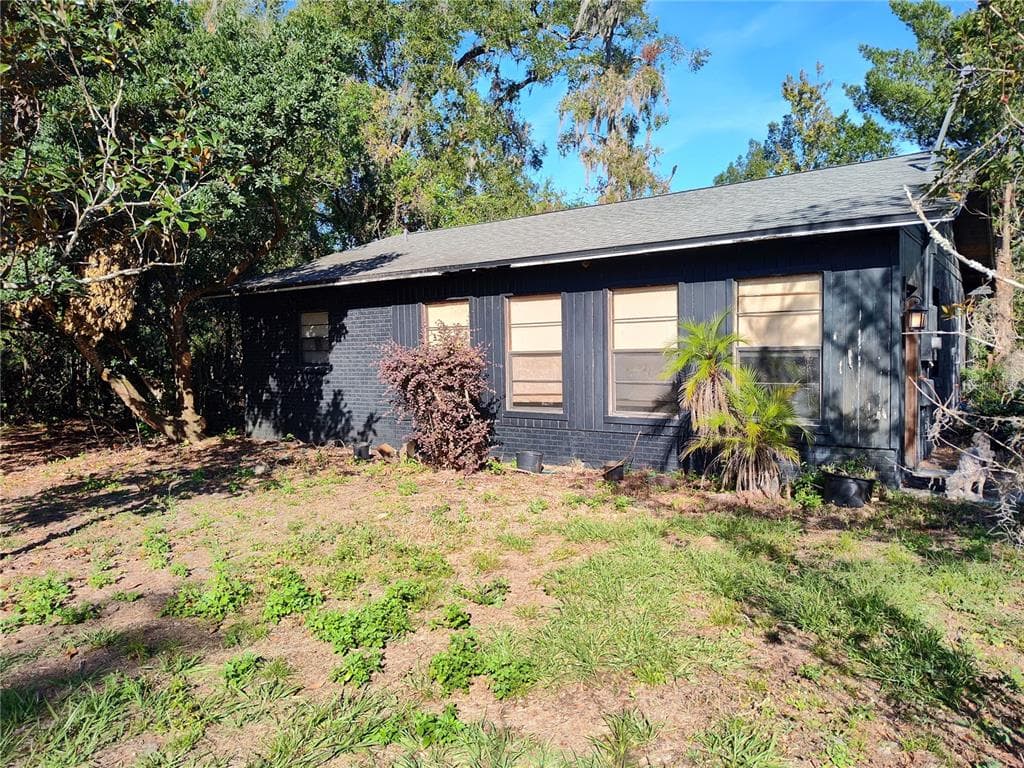35045 CLINTON AVENUE DADE CITY, FL 33525