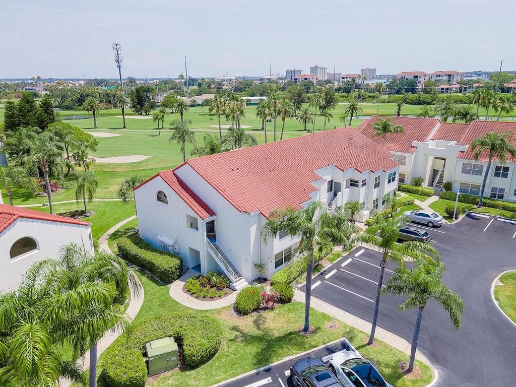 6059 BAHIA DEL MAR BOULEVARD UNIT 233 ST PETERSBURG, FL 33715