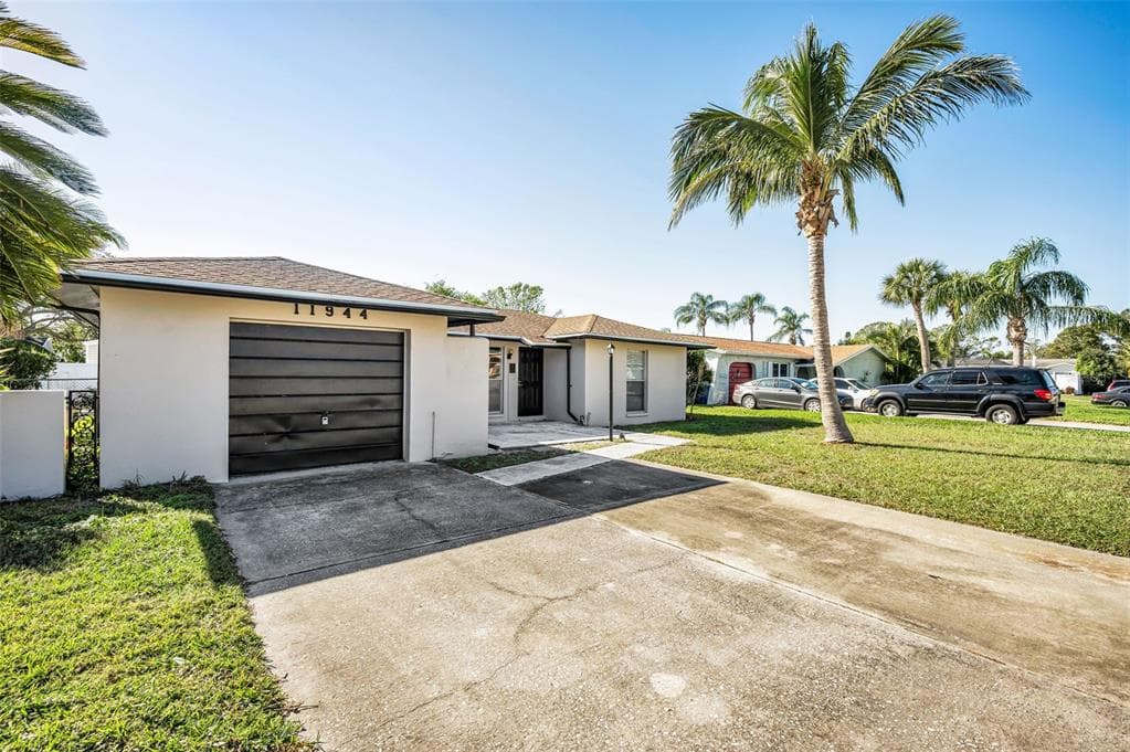 11944 ORANGE BLOSSOM DRIVE