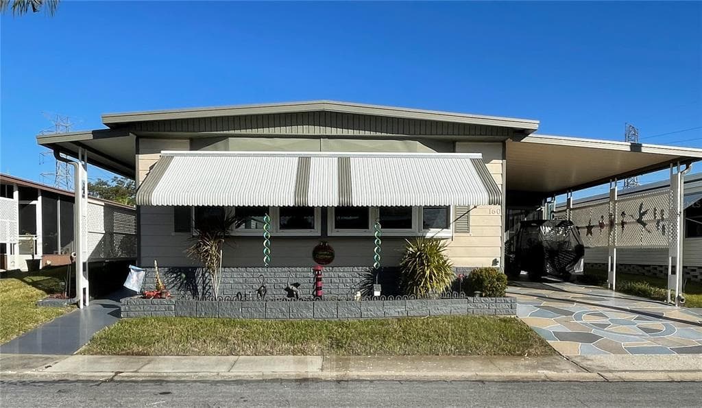 160 HICKORY GATE DRIVE PALM HARBOR, FL 34684