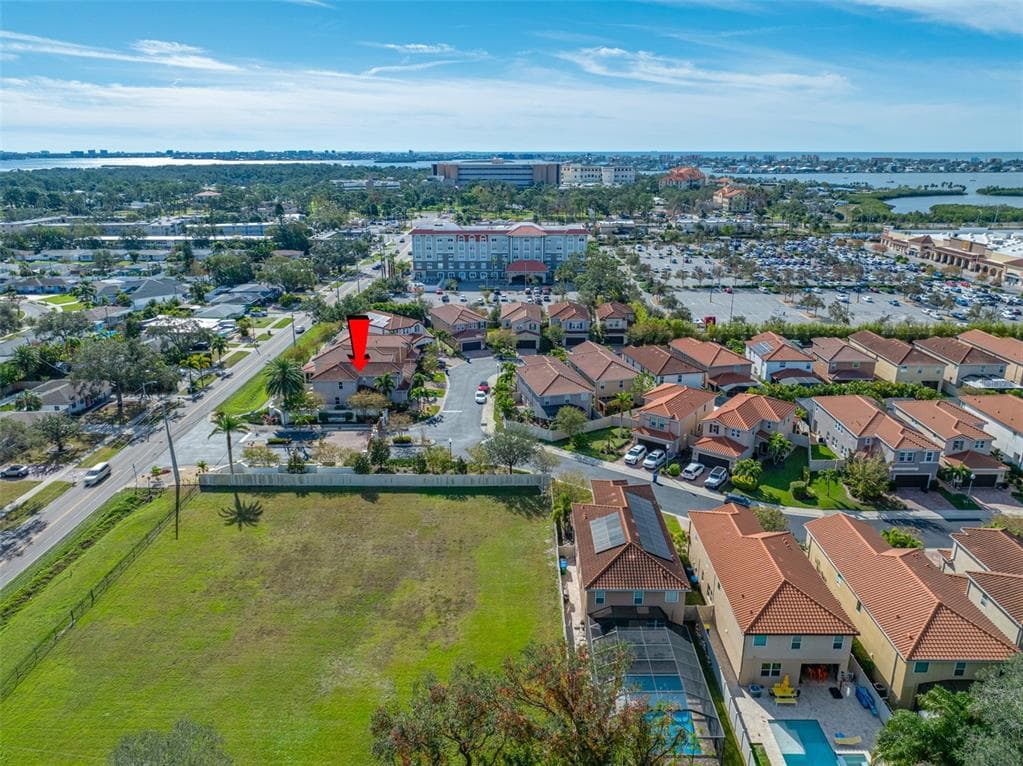 4943 GRAND OAK CIRCLE