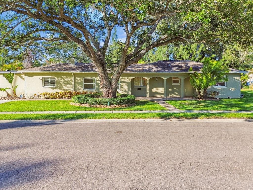 4001 ARKANSAS AVENUE NE ST PETERSBURG, FL 33703