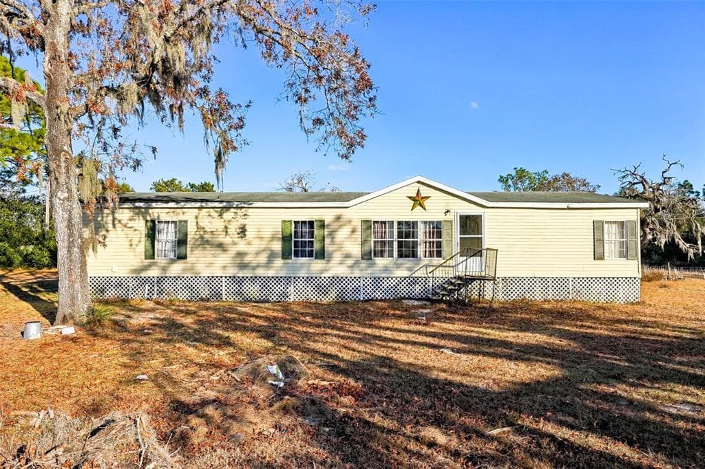 15907 COUNTRY LANE SPRING HILL, FL 34610
