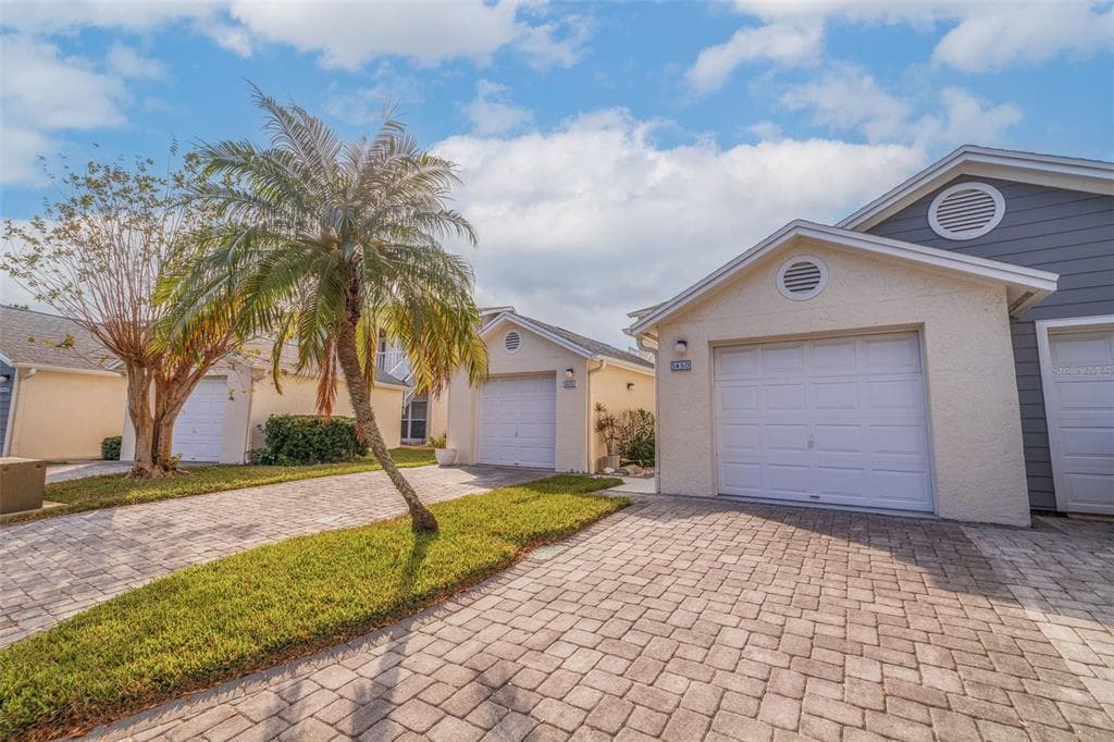 11680 SHIPWATCH DRIVE UNIT 1450 LARGO, FL 33774