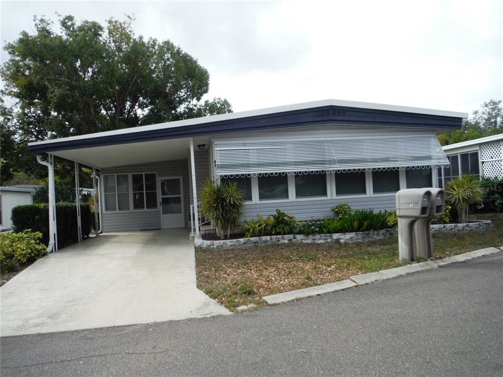 43 NEW FAWN COURT UNIT 28 SAFETY HARBOR, FL 34695