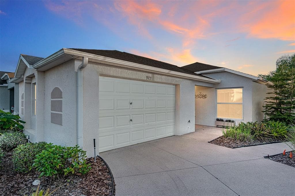 972 BUSTER PL THE VILLAGES, FL 32162