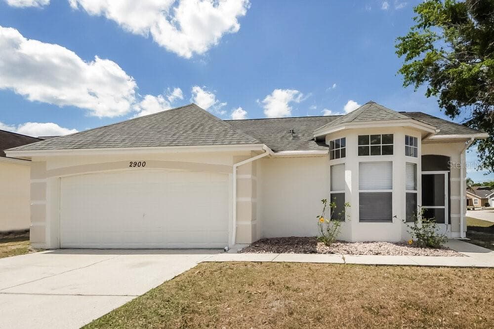 2900 DICKENS CIRCLE KISSIMMEE, FL 34747