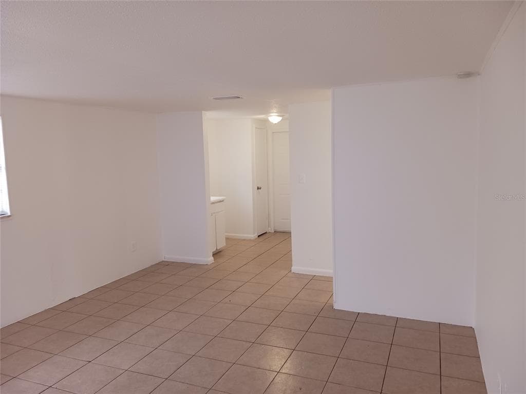 5618 E CHELSEA STREET TAMPA, FL 33610