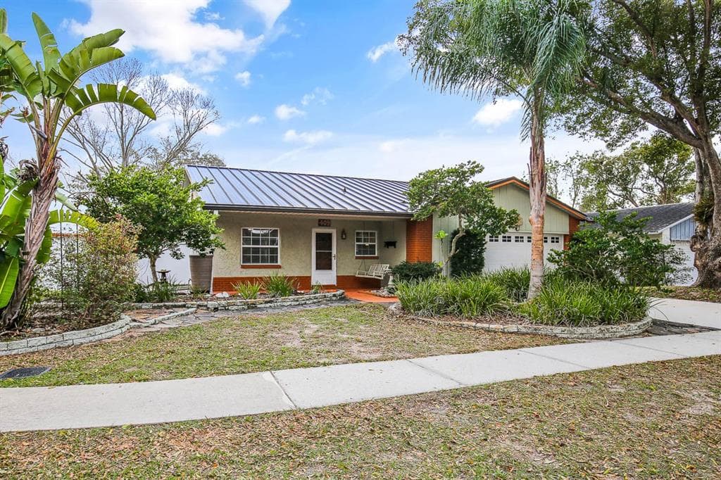 409 HICKORY TREE CIRCLE SEFFNER, FL 33584