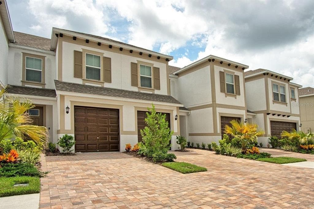 18621 NOBLE CASPIAN DRIVE LUTZ, FL 33548