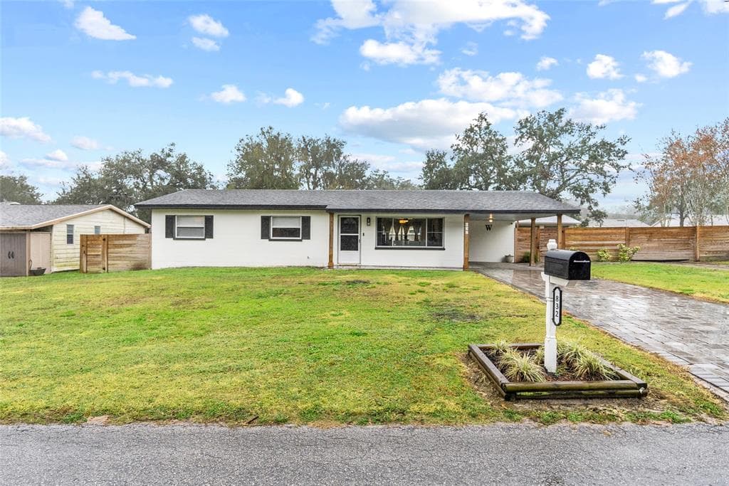 832 PRINCETON STREET LAKELAND, FL 33809