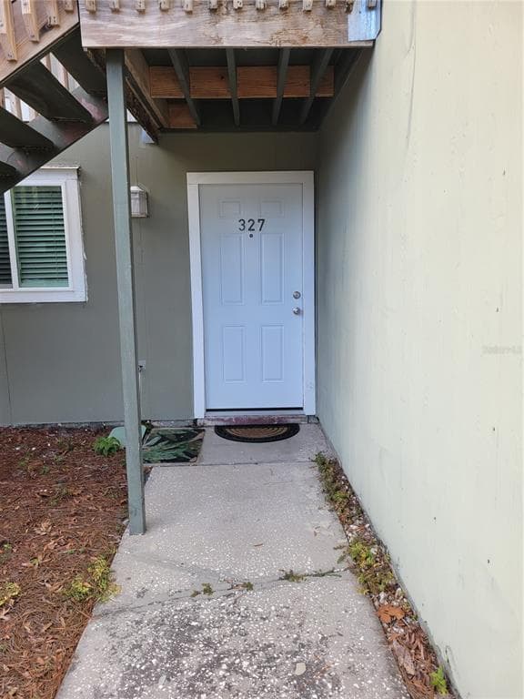 327 SCOTTSDALE SQUARE UNIT 327 WINTER PARK, FL 32792